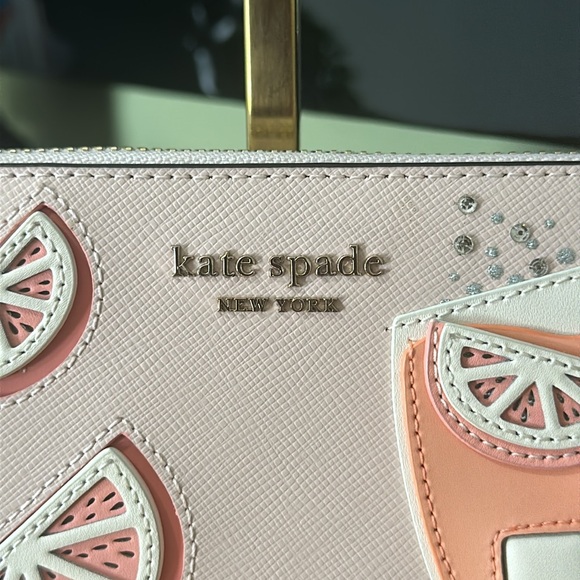 Kate spade embellished Zip around wallet EUC - Picture 8 of 17